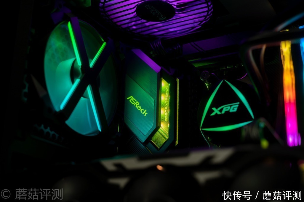 华擎|一块性价比超高的B550主板、华擎B550 Extreme4极限玩家主板 评测