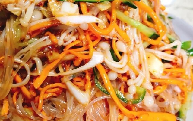  凉拌|夏日凉菜系列：解锁虫草花新吃法，凉拌好消暑，软嫩鲜香清脆爽口