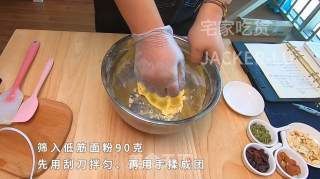 果仁|Pocky巧克力饼干条，甜蜜巧克力外衣，裹上香脆果仁，满满奶香的饼干棒，入口嘎嘣脆。