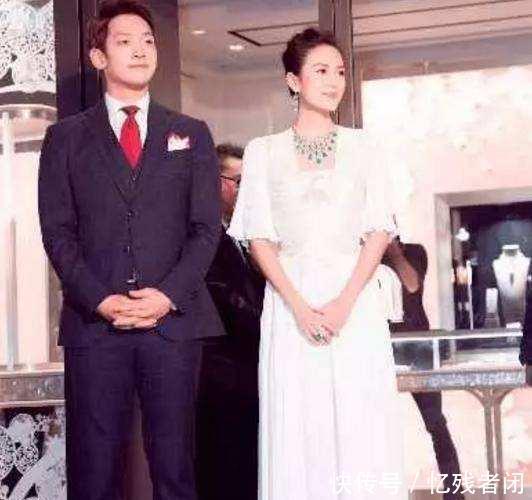  身着|影后章子怡，身着白裙戴着价值三千万的翡翠，也可以如此美丽！