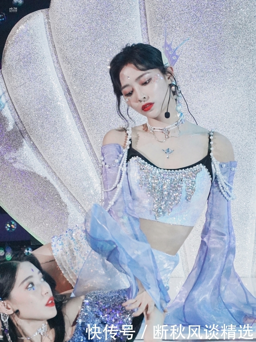 水中|SNH48年度总决选,许佳琪戴萌水中舞蹈