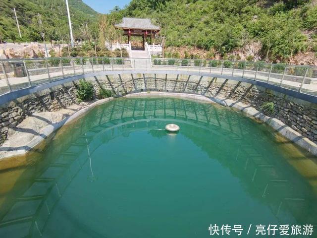 济南|济南“遛娃胜地”走红,藏在山里的“迪士尼”,距市区1小时车程