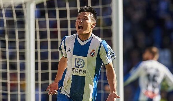 天武磊|酸!韩国小将留洋葡超,获赞奇诚庸接班人,同天武磊宣布踢西乙