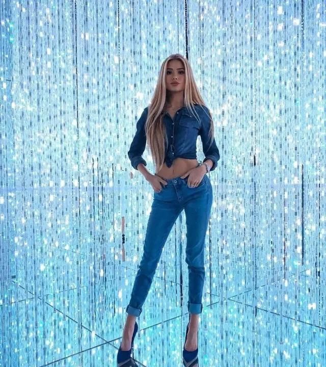 动作|翘臀与美腿最配,居家臀腿7动作,协调臀腿发展,练出翘臀美腿