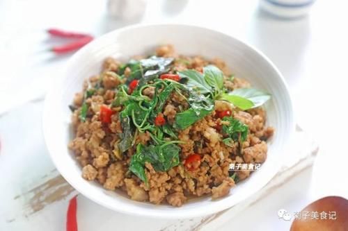  特色菜|这道特色菜九层塔炒肉末，简单易做，口感香辣，开胃下饭适合夏天