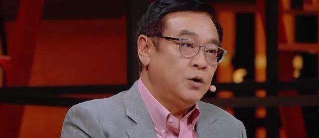 上热|尔冬升一身狂傲,因“犀利的点评”粉丝炸了上热搜!尔导厉害了!