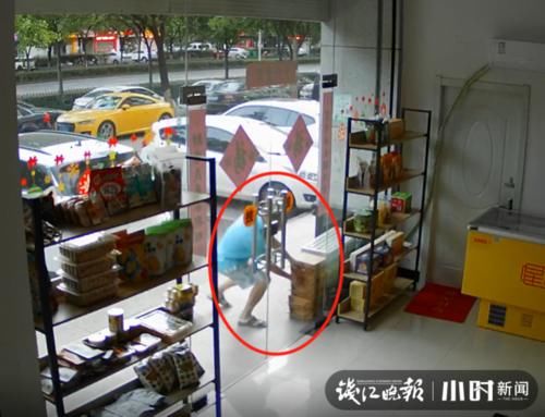  发现|网上订购的五箱鸡蛋少了三箱？民警在调查监控时发现了一个可疑身影