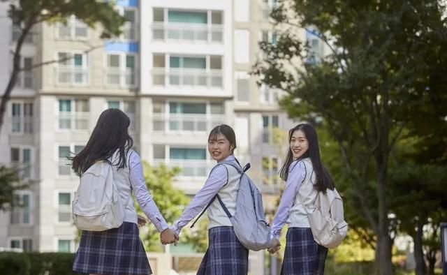 学期|家长注意!上海起始年级第一学期不予转学!多区发布暑假转学政策