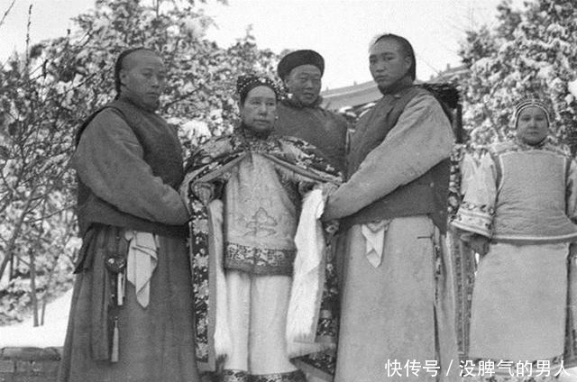 四格格|她是晚清第一美人,黑白照也掩饰不了她容貌,可惜却毁在慈禧手里