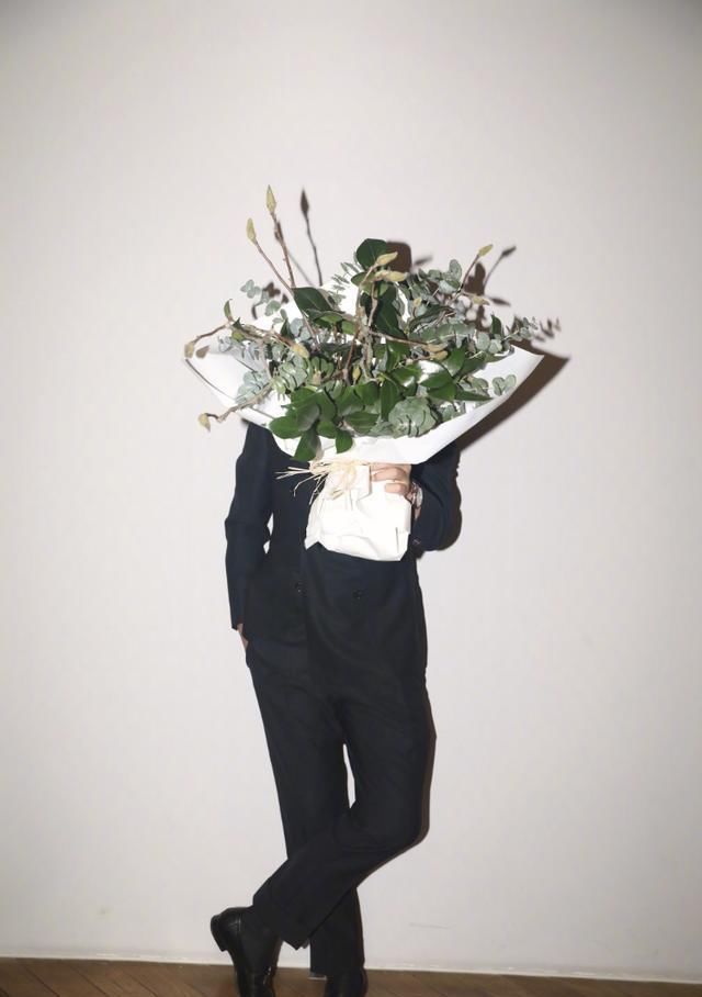  得奖|孙俪错失白玉兰奖，等等哭着夸妈妈最棒，邓超送白玉兰花很用心