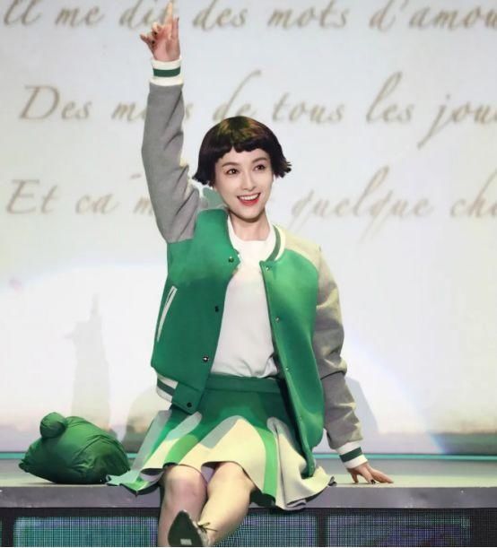  关晓彤|圈内意难平的综艺CP：关晓彤王一博两度合作，赵丽颖和他特别搭?