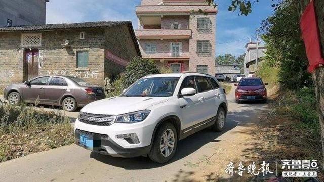  陆续|搜捕第七天村民陆续离村，亲属称曾春亮曾打算做采石场生意没做成