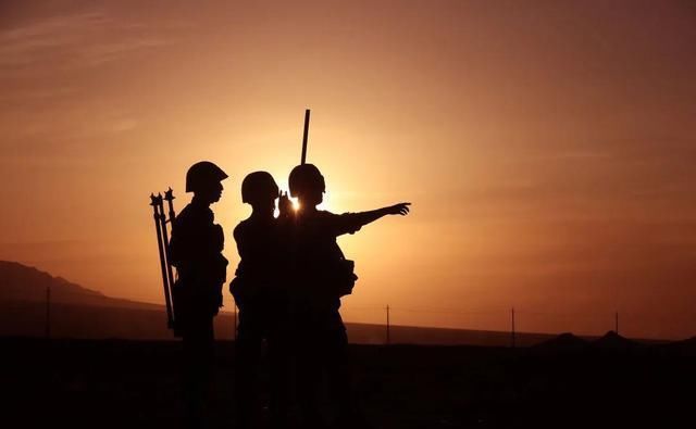  收藏|当青春遇上军旅！快来收藏这组大漠热血剪影