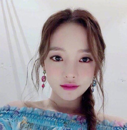  安慰|具荷拉生前日记曝光安慰自己控诉母亲外遇、丢掉自己……字字辛酸