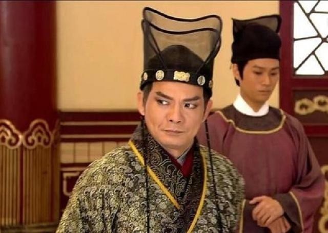 兄弟|装疯卖傻躲过兄弟残杀，伺机登上皇位，与李世民并称“小太宗”