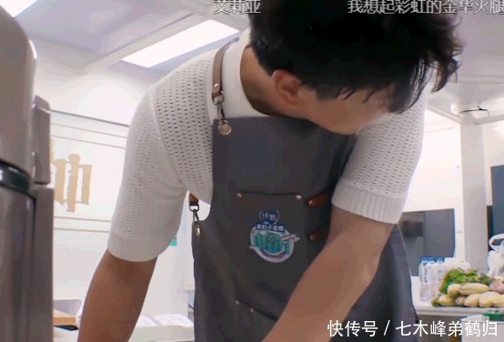 昂贵的食材|《中餐厅》又拿出昂贵食材,当林大厨说出价格后,网友:又来炫富