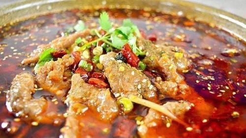 为啥|同样是牛排，为啥外国人一块就能搞定，而中国人一大盘都吃不饱？