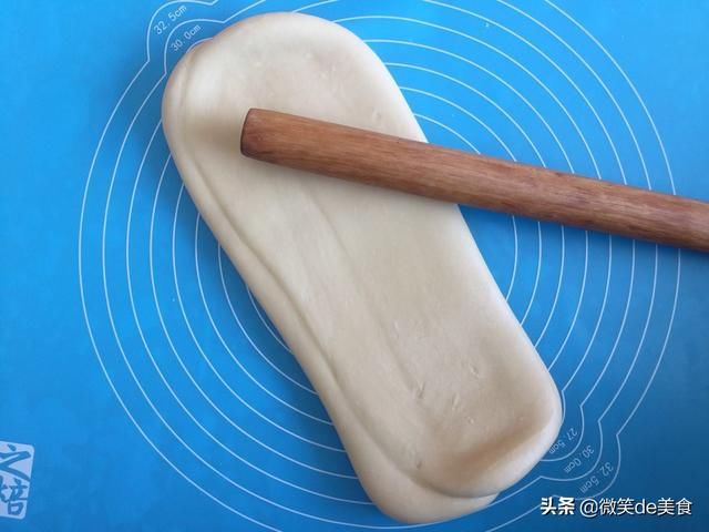  营养|起来做一款坚果面包卷吧，营养又好吃，你一定会喜欢的