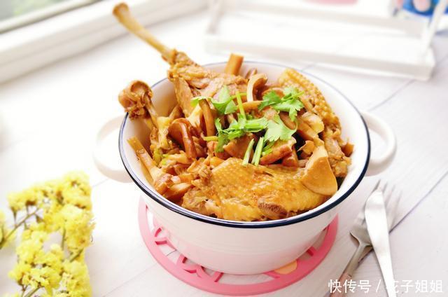  乌脚鸡|中伏，天热湿气重，这两搭配好下饭，鲜香不腥味道赞，做法也不难