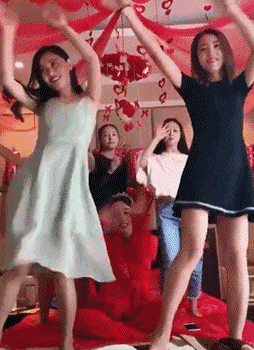 GIF|搞笑GIF：用跑步机往屋里运劈柴！想法不错！