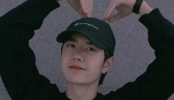  王一博|王一博被嘲没有学历，优秀的人始终优秀，学历重要但不能代表一切