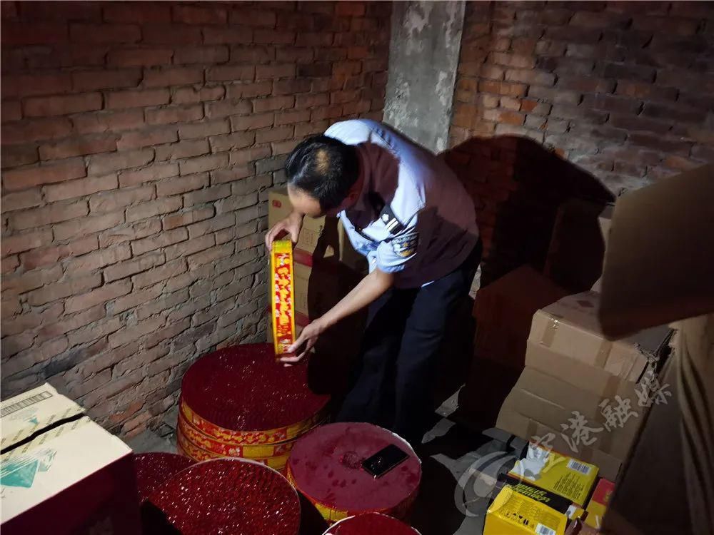 打非|吸取教训!双流开展烟花爆竹“打非”行动