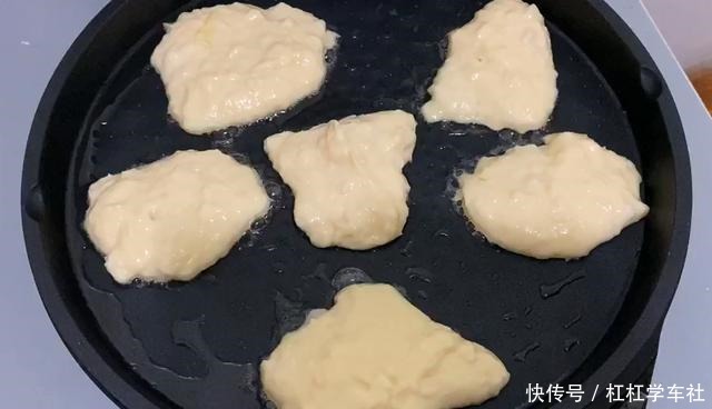 解决|早餐不知道吃什么两根山药解决早餐,简单省事又好吃