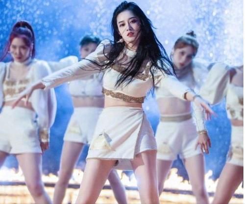 张艺凡|徐艺洋落选眼神太虐,创2又遭黑箱操作?黄子韬表情失控说明一切