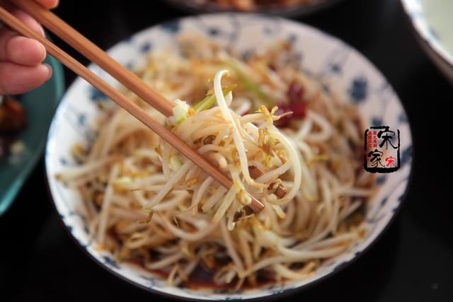  老公|一家3口的晚餐，30分钟不到，3道下饭菜上桌，老公：又省钱了