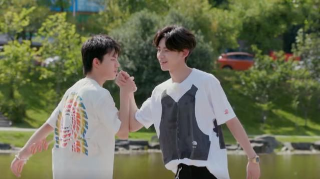  做客|小鬼王琳凯做客《未知的餐桌》，拘谨无助、瑟瑟发抖，这表情绝了