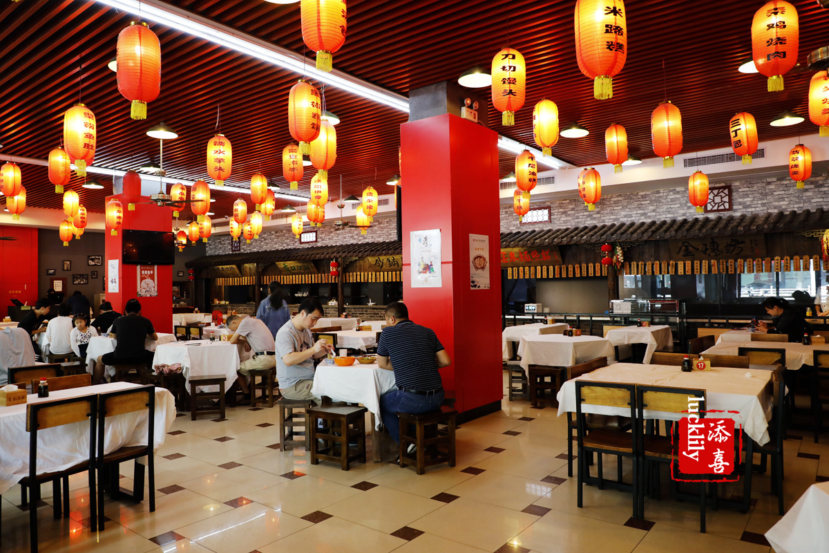 浇头|吃了这四家镇江代表性的网红面馆,基本就成了镇江锅盖面的全科生