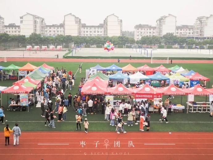  十佳歌手大|我不信这些川农名场面你都见过！