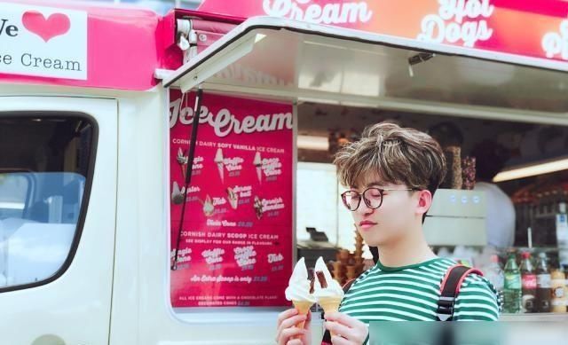  声音|只知道跑男导演的声音不错，可你不知道他这么帅