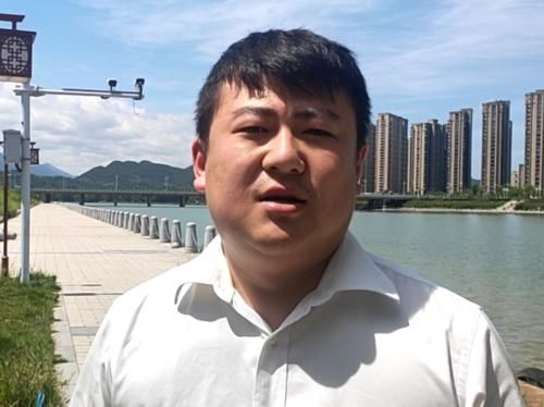  破损|破损窨井盖，哪个单位的？隐患很大，赶紧来处理！