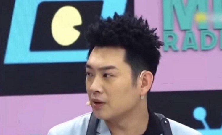  实红|《浪姐》实红，宝石老舅隔空表白张雨绮，喜欢她的原因令人笑翻