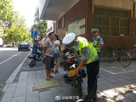  组织|沂源交警组织外卖驾驶人开展交通安全宣传活动