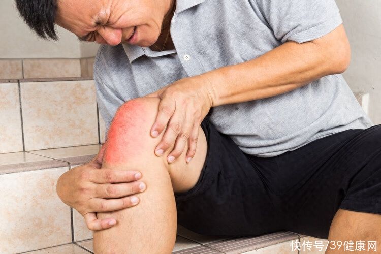 封闭针对身体有什么伤害(封闭针，究竟是“毒”还是“药”？骨科医生：对这5类人有害无益)