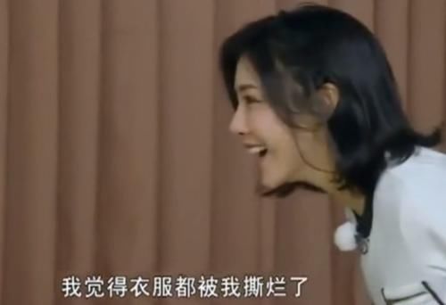  心声|跑男女嘉宾撕名牌用力过猛，将baby衣服扯破，郑恺4字说出网友心声