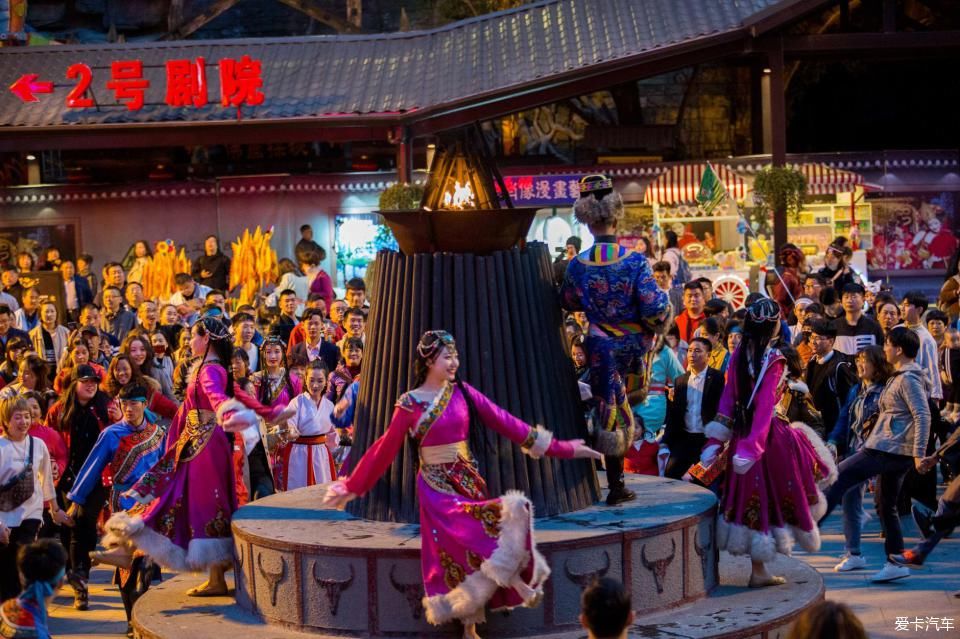 主题酒店|杭州有很多美景与动人的故事,宋城千古情的表演也非常震撼