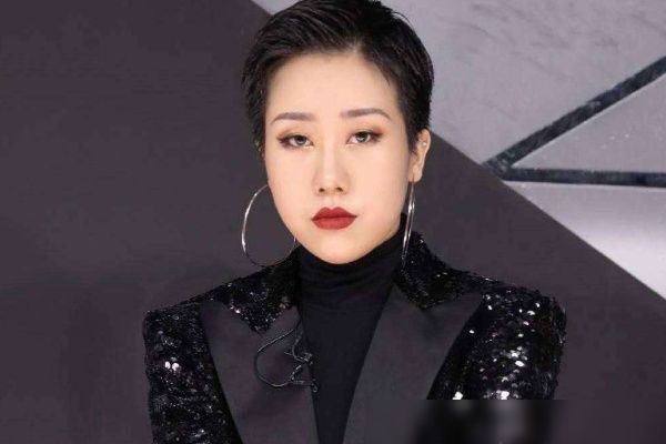  团综|THE9团综，邀请《青春有你2》选手参加，上官喜爱长发变化大