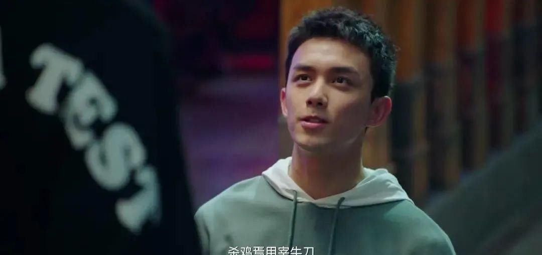  好像|《穿越火线》：说鹿晗演技炸裂的，好像还早了一点！