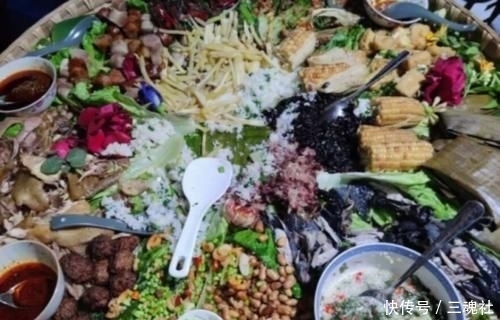 看起来真|《向往》黄磊带大家吃“生肉”,导演手滑关了10级美颜,顿时失去了胃口!