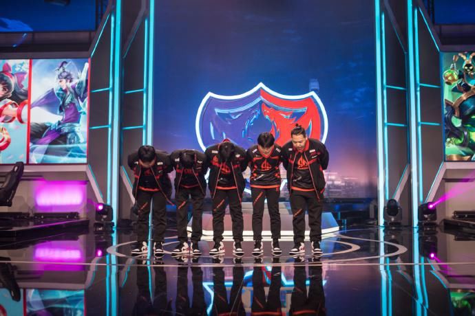 老东家|谁能打破DYG的不败金身？estar和AG被寄予厚望，TES或出其不意