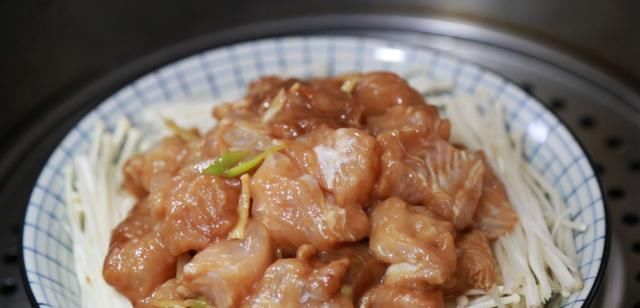  龙利鱼蒸金针菇|我家常给孩子做这菜, 10分钟就出锅, 增强记忆又护眼, 好吃不油腻