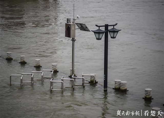  汉口站|28.36米！汉口站水位回落0.04米