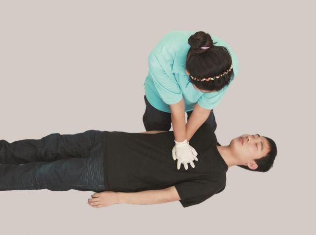危险|救人失败风评被害:下次危险谁来,键盘侠么?