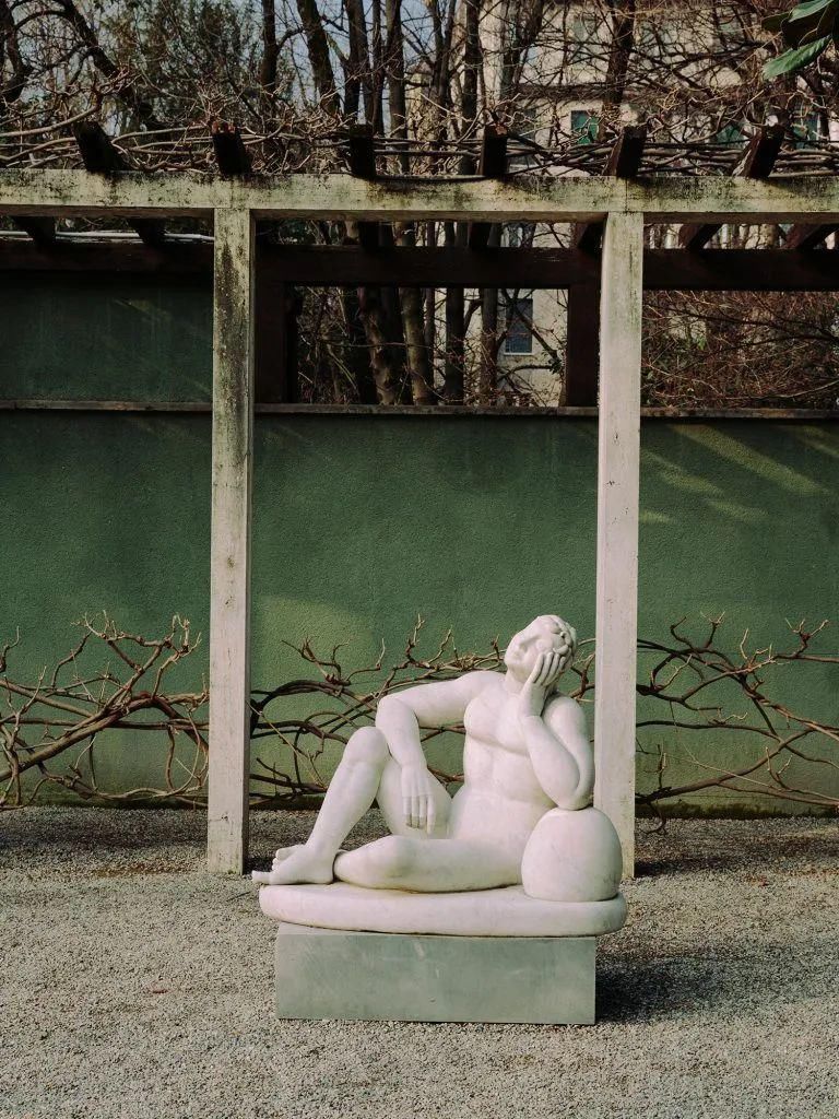 窥探|窥探他的绝版好品味，《Call Me By Your Name》还远远不够