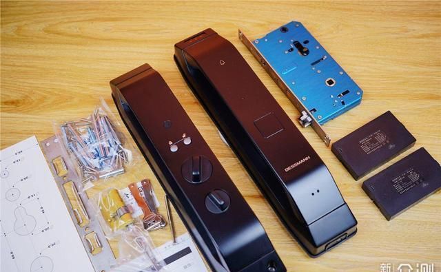 锁体|我的第一款脸部识别智能锁，效果有点意外哦！