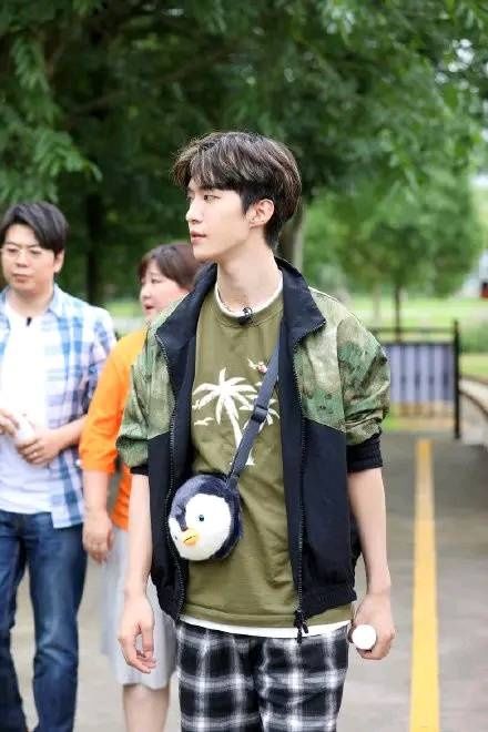 影响|范丞丞疑有抑郁倾向，事业惨遭范冰冰影响，没有靠山娱乐圈太难