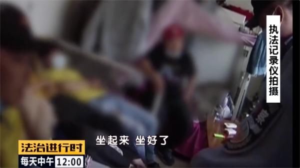 男子|北京东城:男子赌博输了四万,直接跑到派出所报案